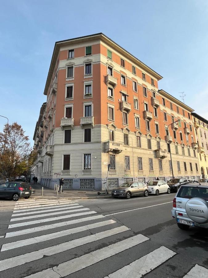 The Small White House In Milan 아파트 외부 사진